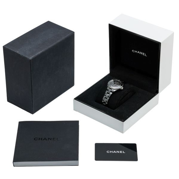 Chanel J12 H5701